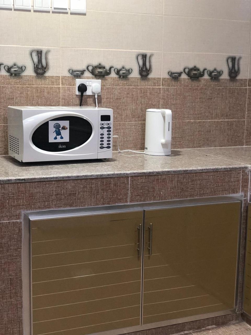 Home X4 Al Wāşil エクステリア 写真